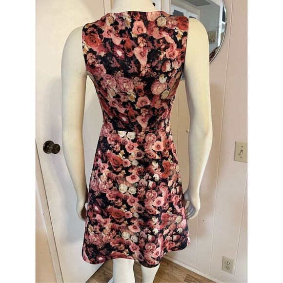 Forever 21 Contemporary Women’s Small Floral Sleeveless Front Zipper Midi Dress - Picture 2 of 6